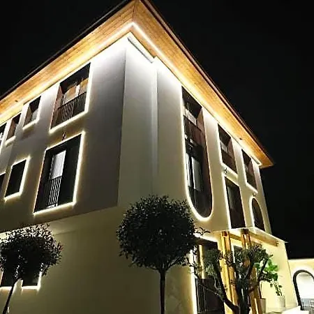 Hotel Beratinus 1 3*