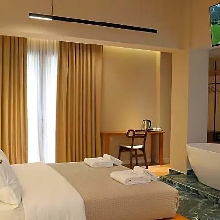 Hotel Beratinus 1 3*
